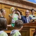 230415 Kindertag Parlament0451press