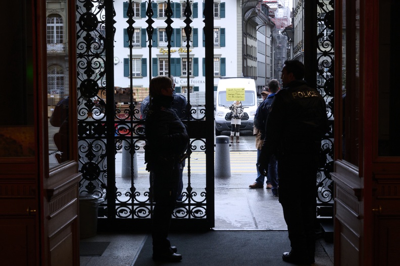 parlament12.12.23 DSC8837