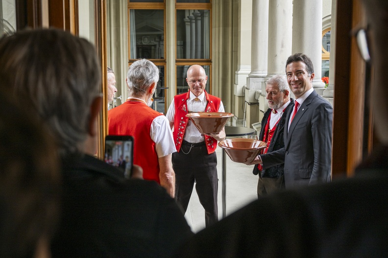 parl somsess25 apero 0206 04