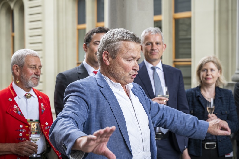 parl somsess25 apero 0206 07