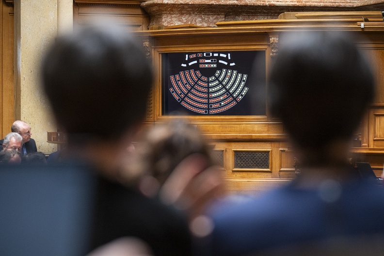 parl somsess25 1006 41