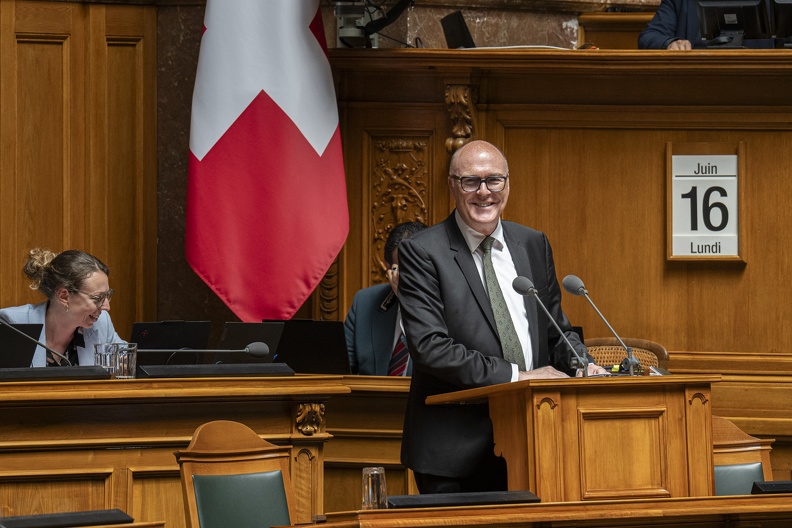 parl somsess25 1606 08