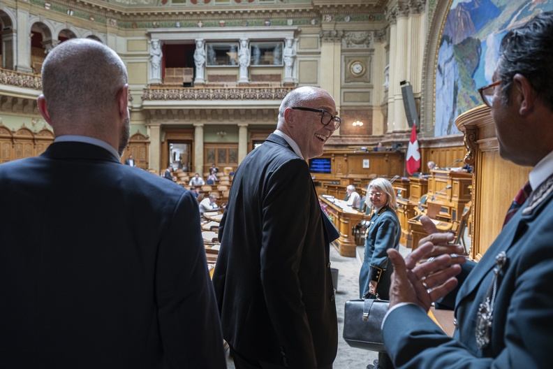 parl somsess25 1606 04